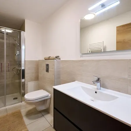 Le Pommier - Appt Avec Jardin Partagé Apartamento *