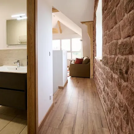 Le Pommier - Appt Avec Jardin Partagé * Puberg