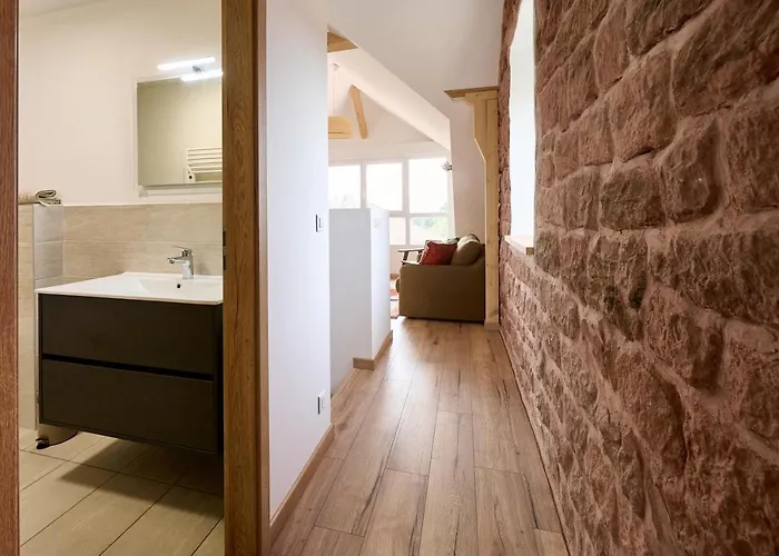 Le Pommier - Appt Avec Jardin Partage * Puberg