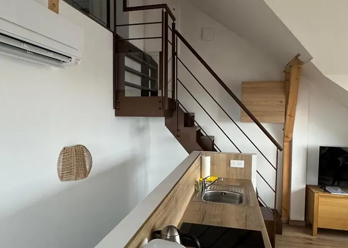 Le Pommier - Appt Avec Jardin Partage * Puberg